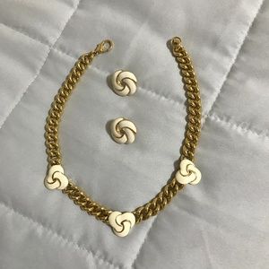 Necklace and earring